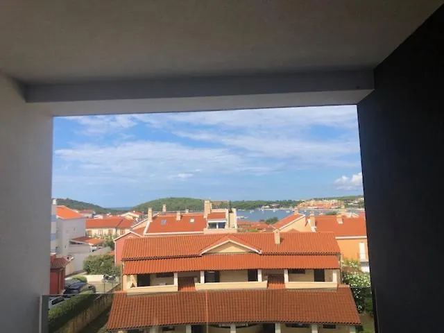 Urania Apartments Banjole Croatia