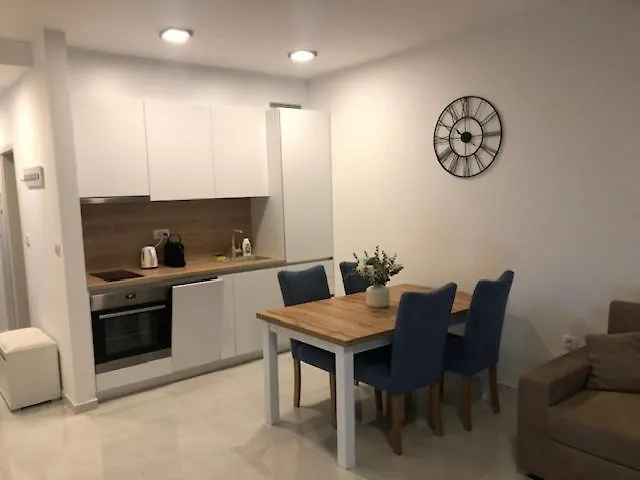 Urania Apartments Banjole