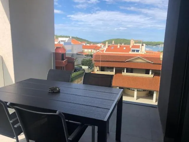 Urania Apartments Banjole Croatia
