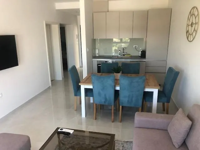 Urania Apartments Banjole 0*,  Croatia