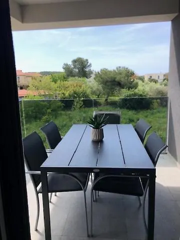 Urania Apartments Banjole