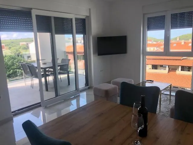 Urania Apartments Banjole